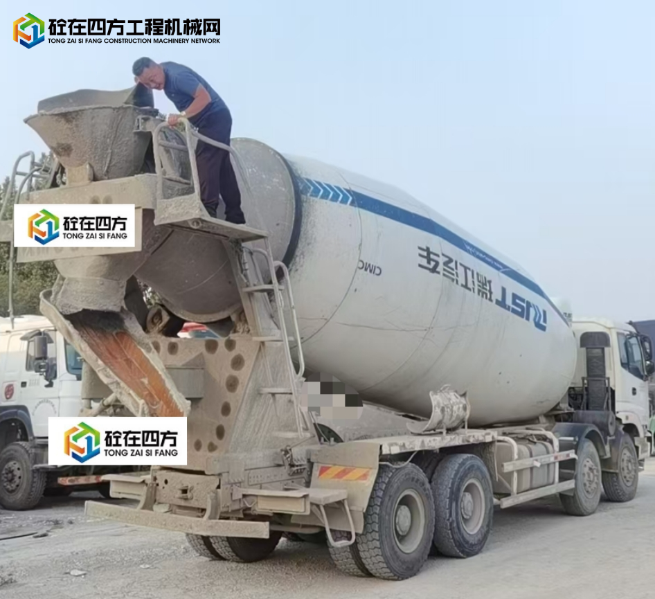 https://images.tongzsf.com/tong/truck_machine/20250523/168302fb75eae7.jpg