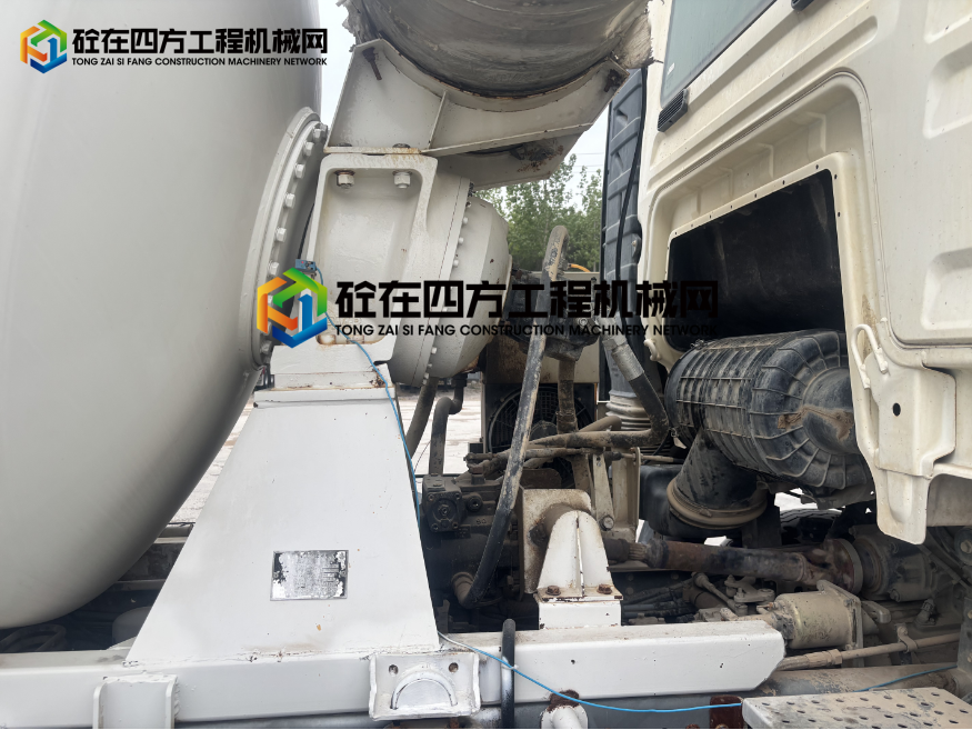 https://images.tongzsf.com/tong/truck_machine/20250523/16830473309f56.png