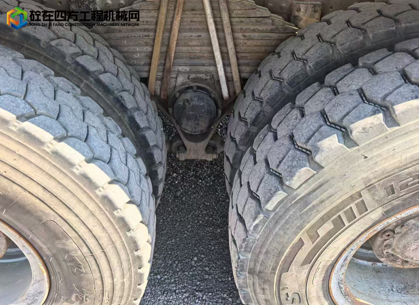 https://images.tongzsf.com/tong/truck_machine/20250528/16836604b7ce6a.jpg