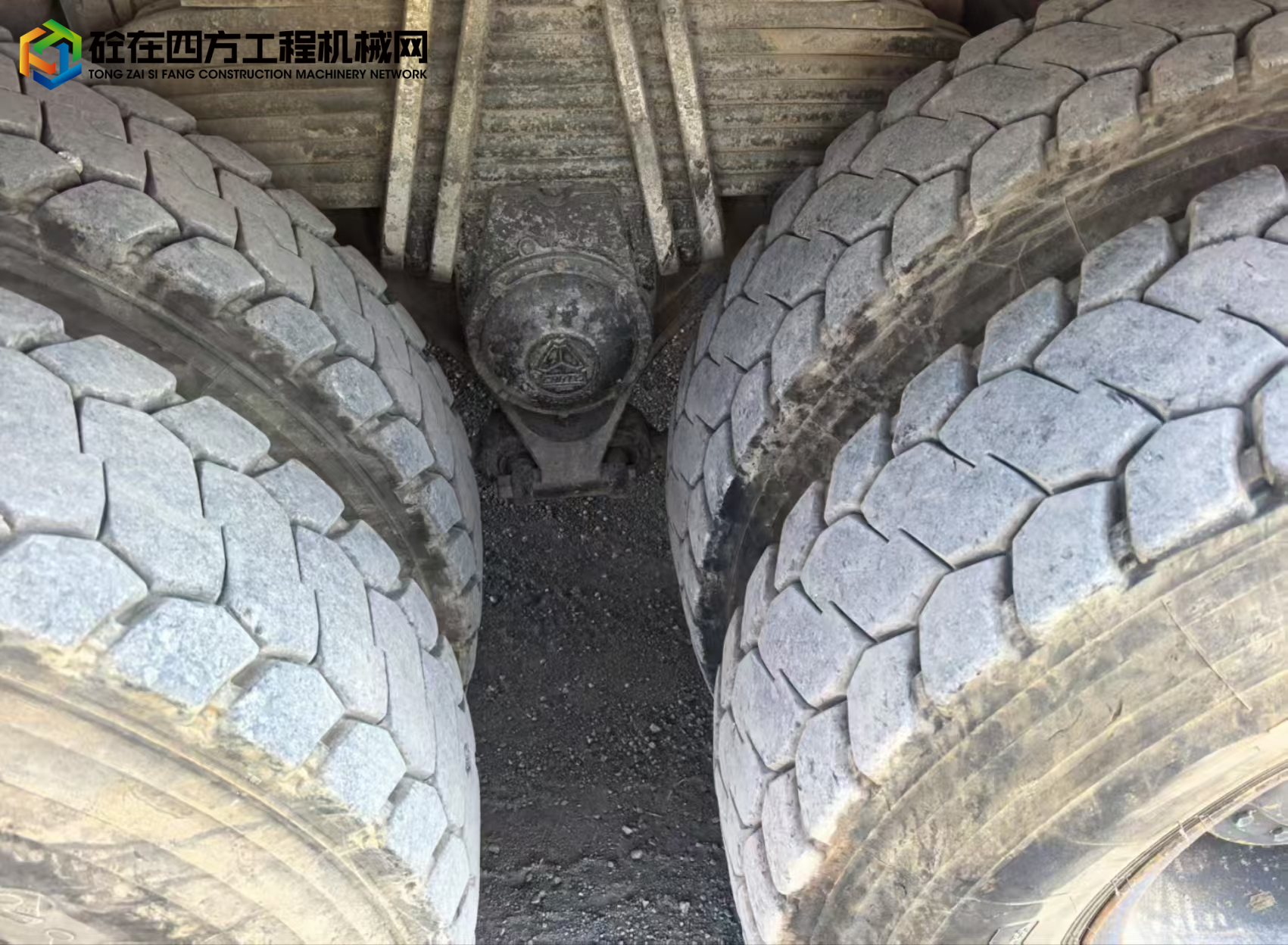 https://images.tongzsf.com/tong/truck_machine/20250529/16837b0a7bd55e.jpg