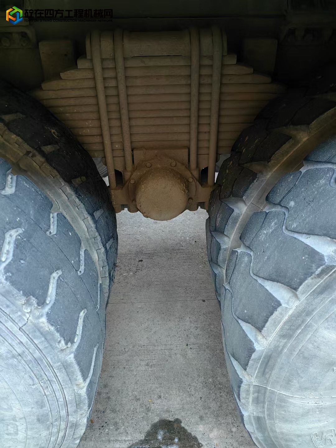 https://images.tongzsf.com/tong/truck_machine/20250602/1683d99cc61f64.jpg