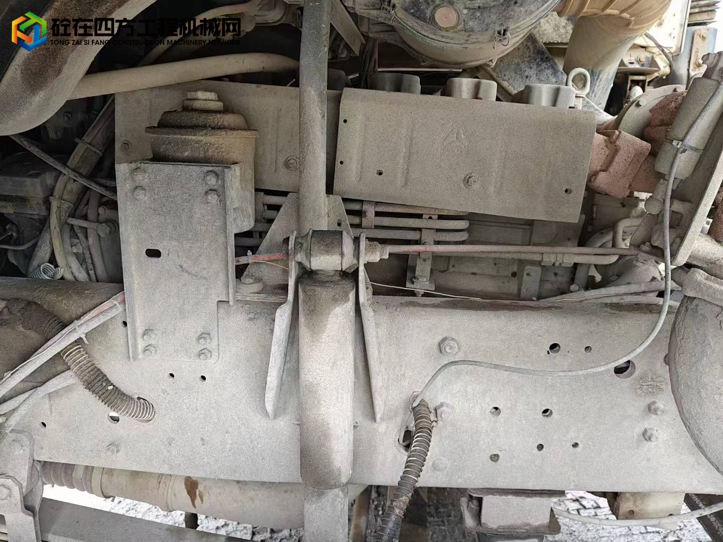 https://images.tongzsf.com/tong/truck_machine/20250603/1683e9a0a47a90.jpg
