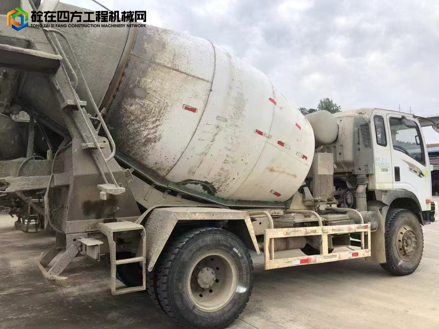 https://images.tongzsf.com/tong/truck_machine/20250606/168428f9bed517.jpg