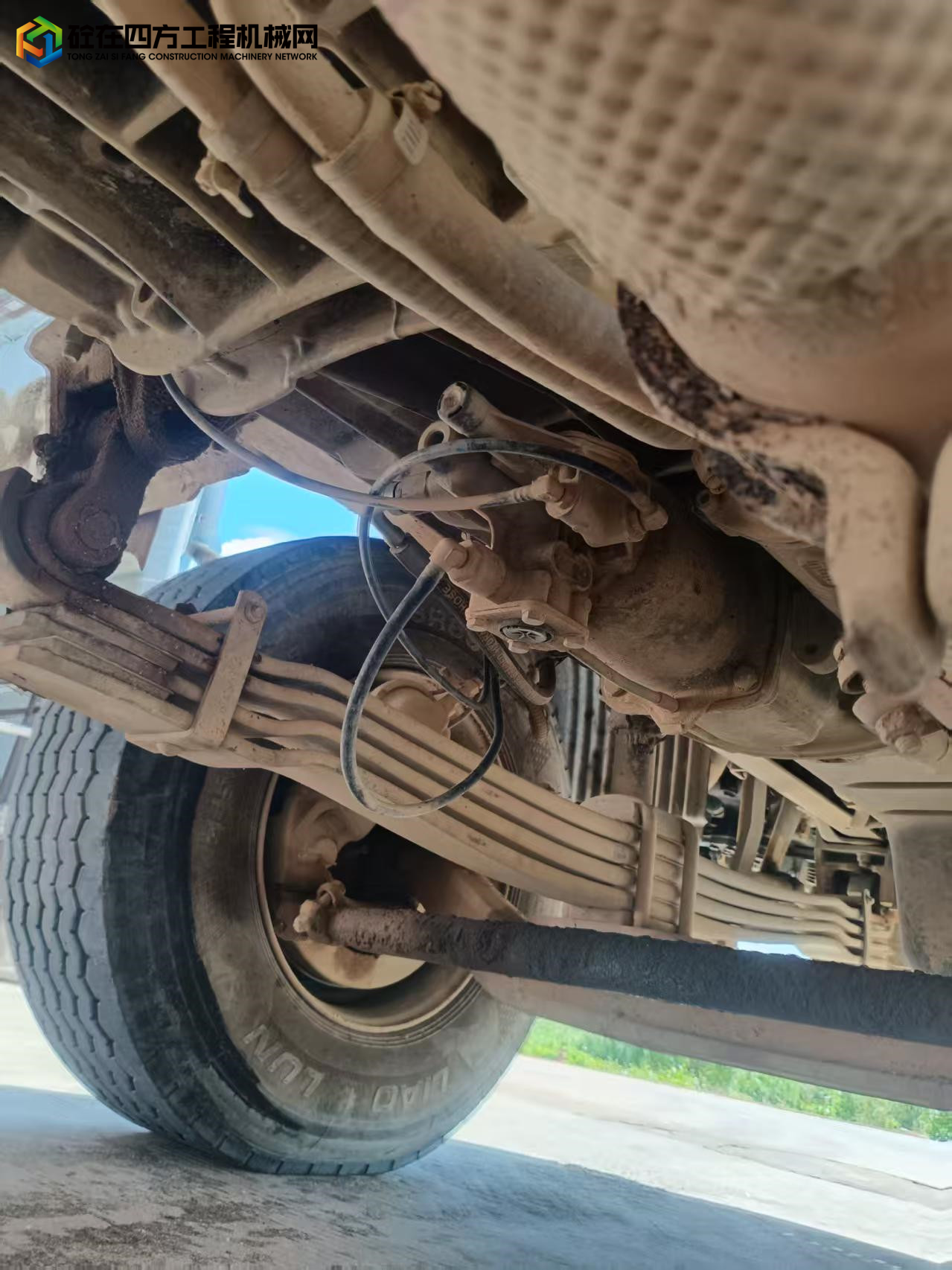 https://images.tongzsf.com/tong/truck_machine/20250606/168428fb66ff99.jpg