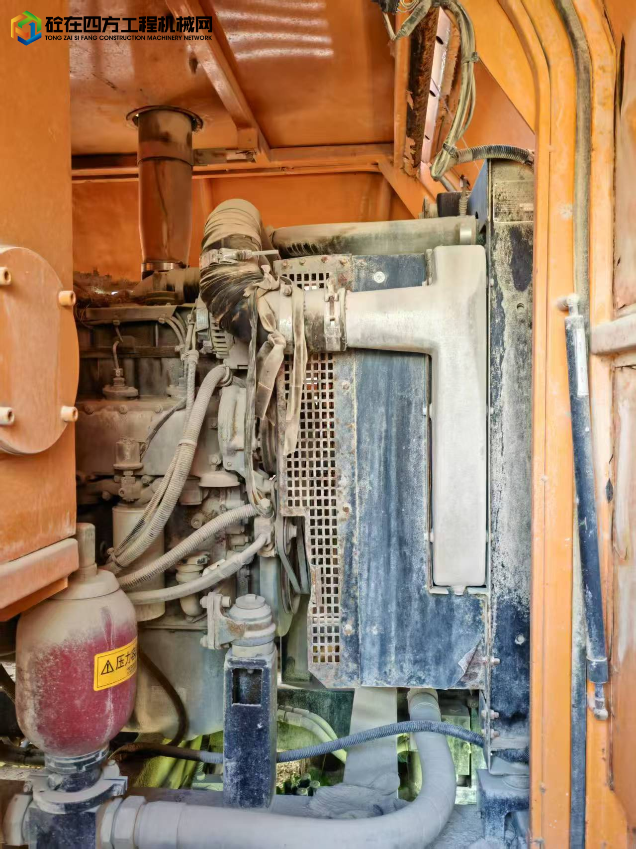 https://images.tongzsf.com/tong/truck_machine/20250606/16842933e8a543.jpg