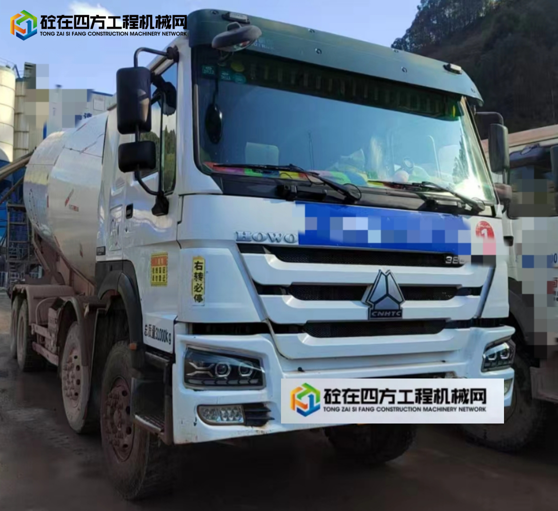 https://images.tongzsf.com/tong/truck_machine/20250608/16844bb5dd25fd.jpg