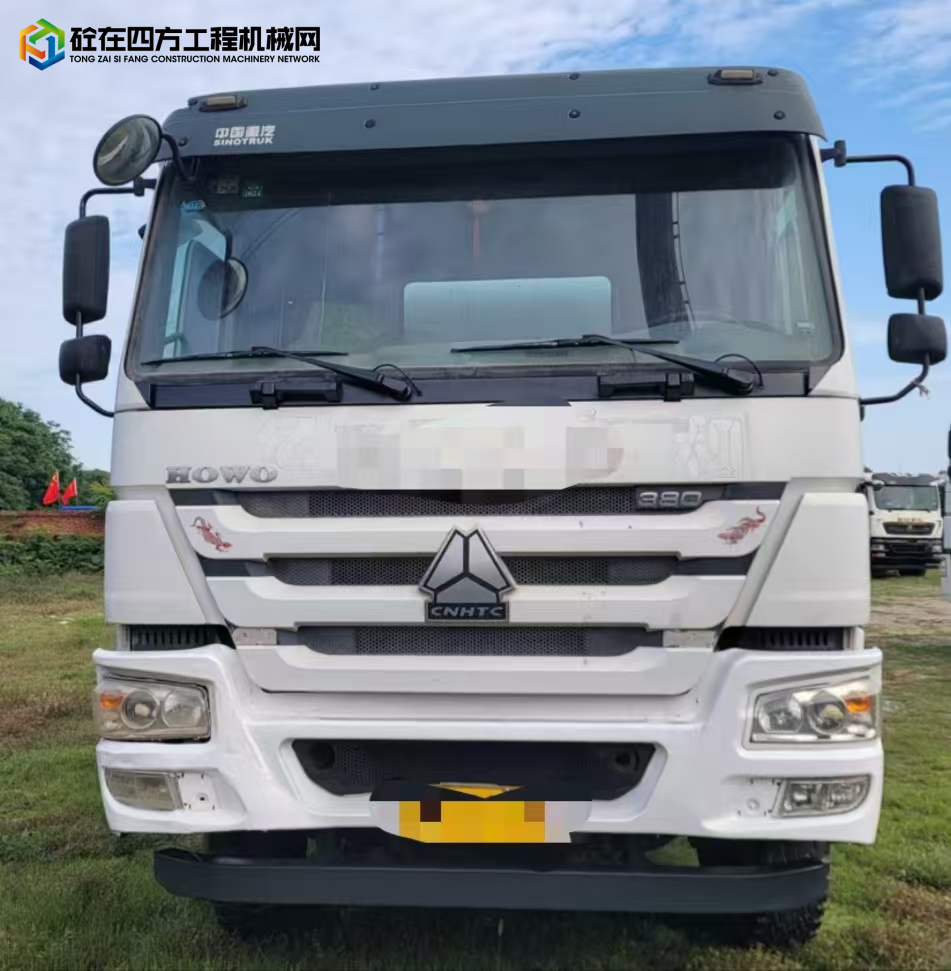 https://images.tongzsf.com/tong/truck_machine/20250610/16847a12a67156.jpg