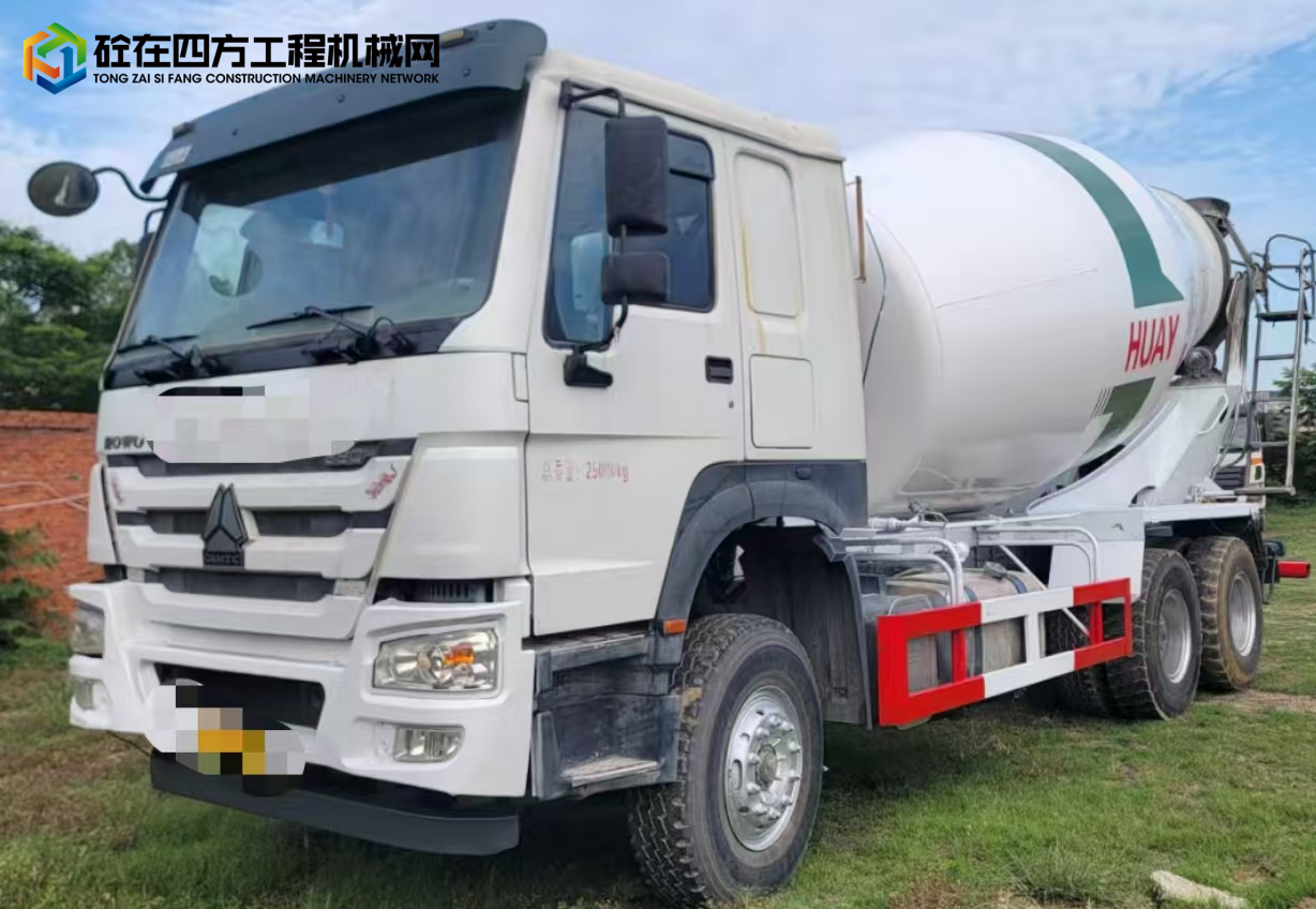https://images.tongzsf.com/tong/truck_machine/20250610/16847a14a584d3.jpg