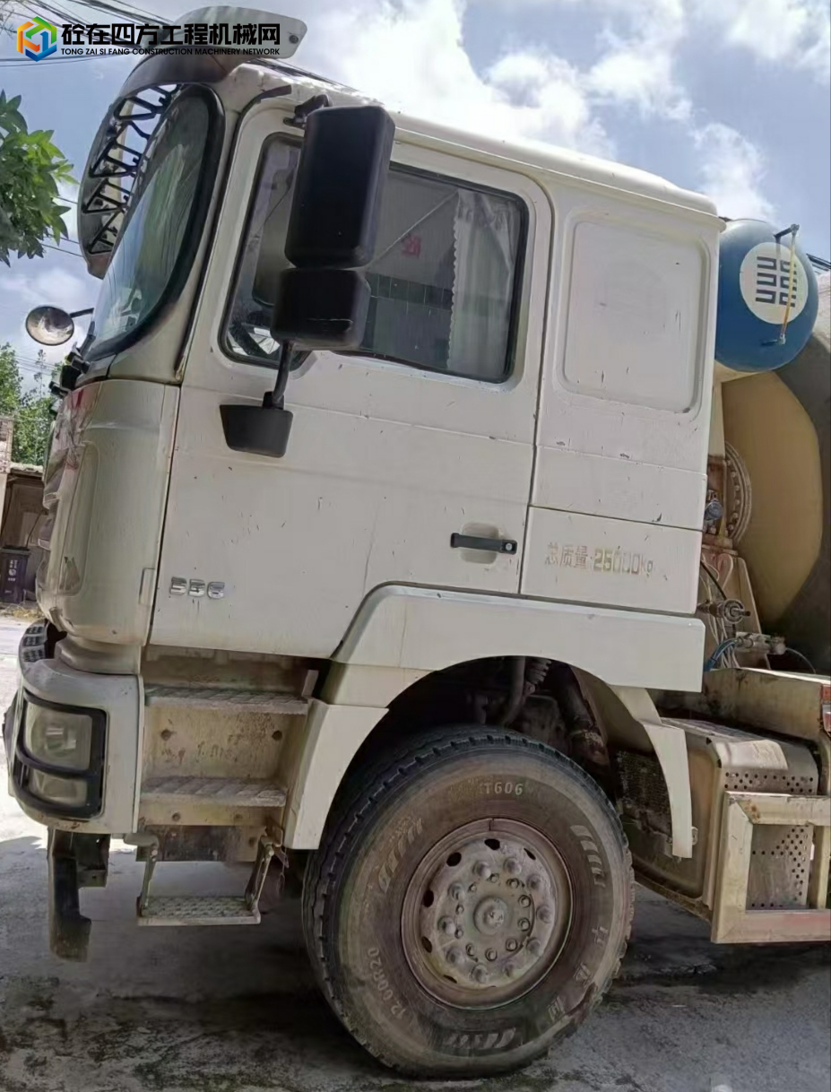https://images.tongzsf.com/tong/truck_machine/20250610/16847a756bcaa4.jpg