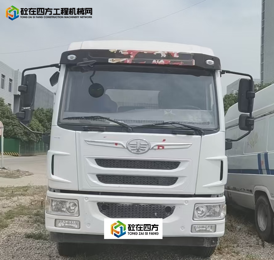 https://images.tongzsf.com/tong/truck_machine/20250610/16847a9237dc4c.jpg