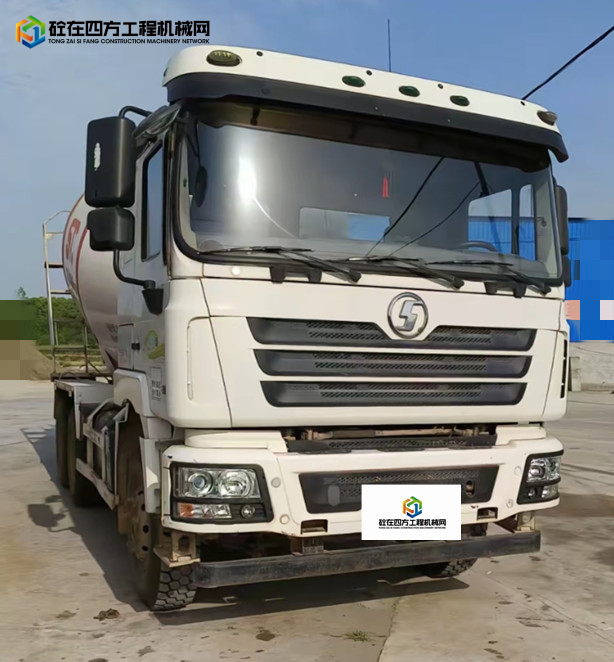 https://images.tongzsf.com/tong/truck_machine/20250610/16847d0f00c903.jpg