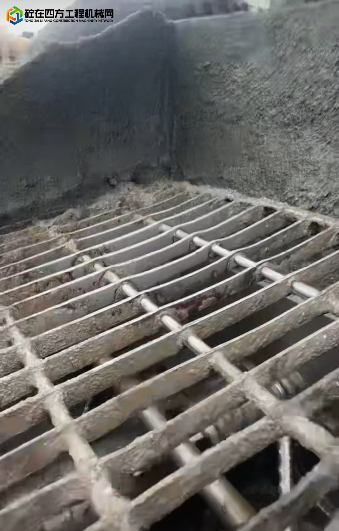 https://images.tongzsf.com/tong/truck_machine/20250610/16847e5e144ec9.jpg