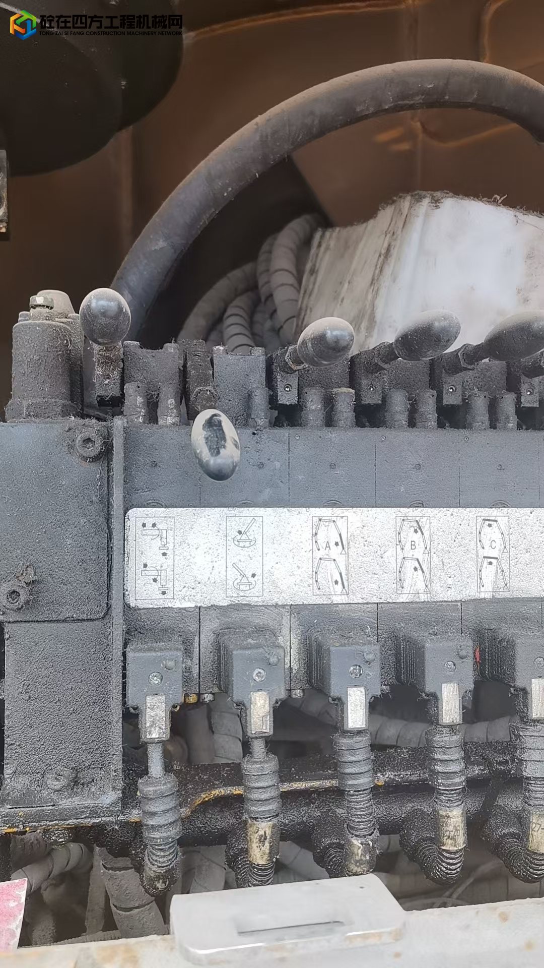 https://images.tongzsf.com/tong/truck_machine/20250611/16848d5f305261.jpg