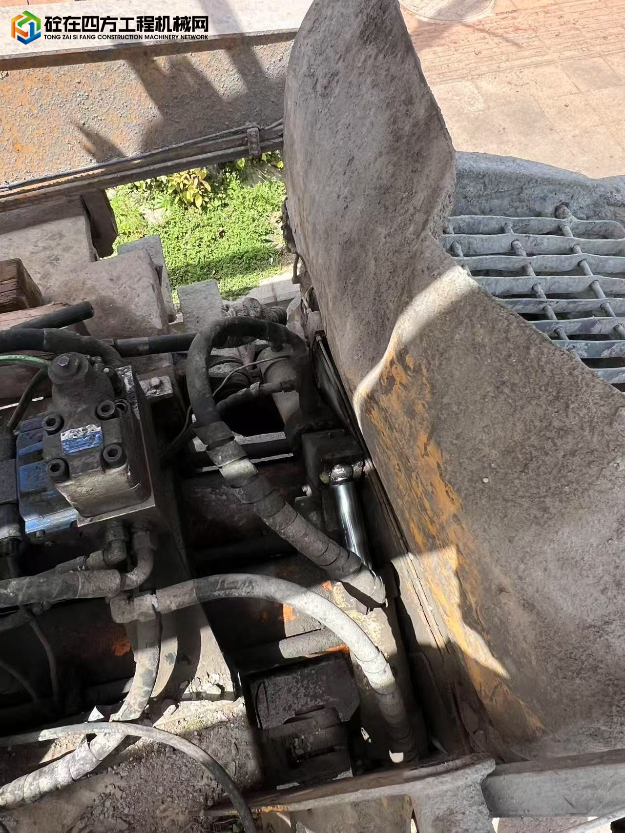 https://images.tongzsf.com/tong/truck_machine/20250611/16849236676ff8.jpg
