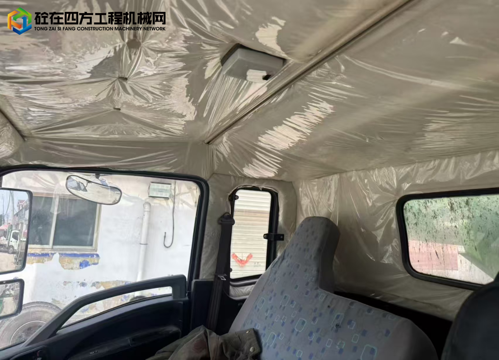 https://images.tongzsf.com/tong/truck_machine/20250611/1684928b3dbe1a.jpg
