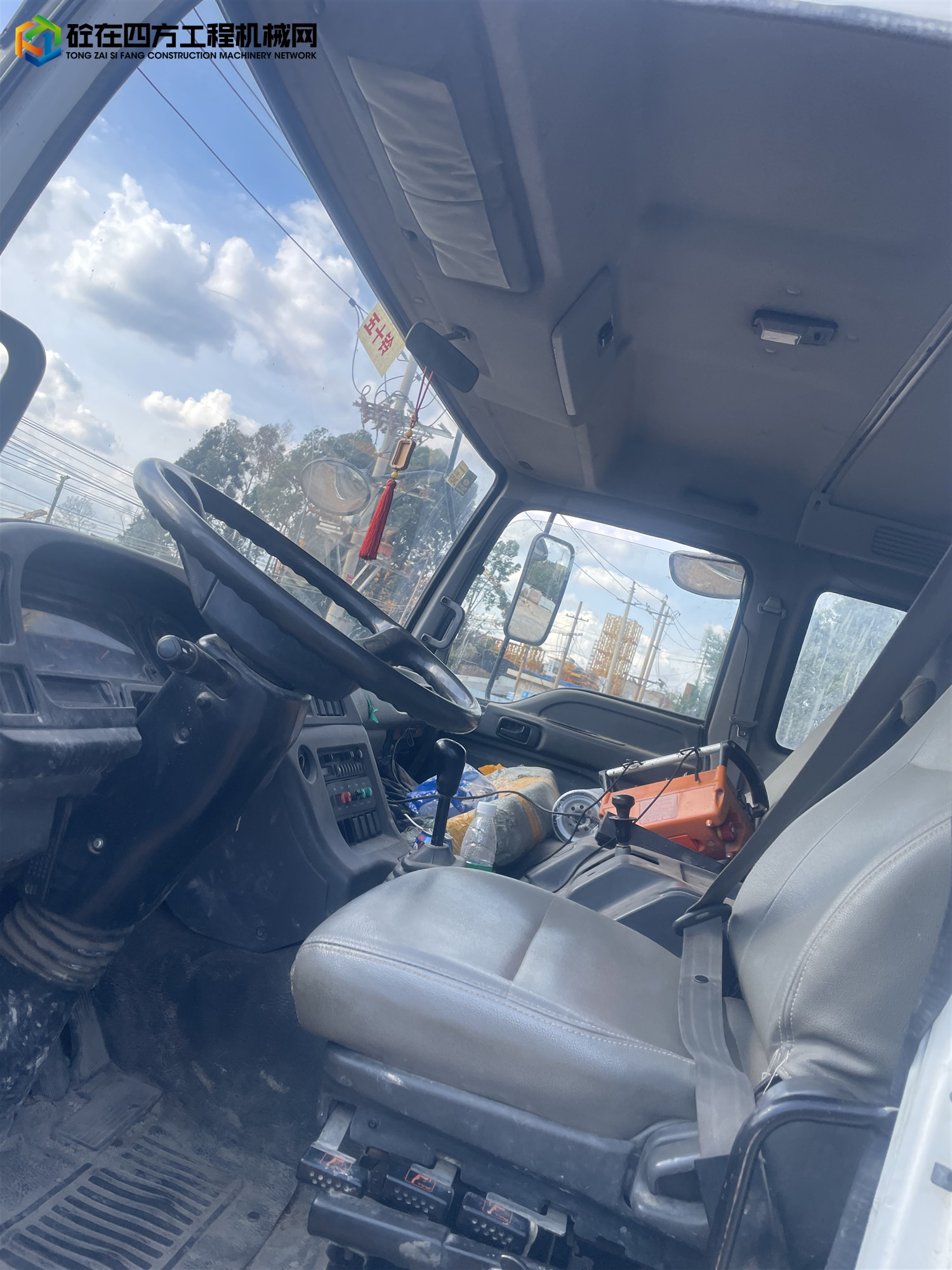 https://images.tongzsf.com/tong/truck_machine/20250612/1684a2a548b693.jpg