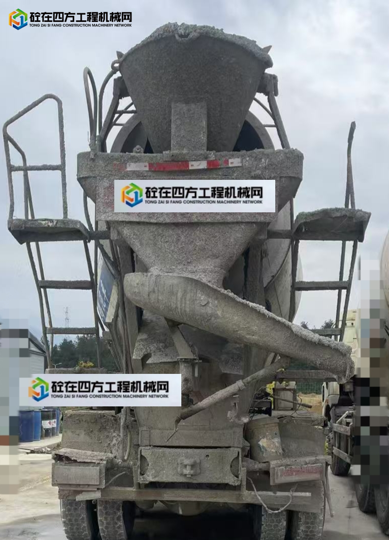 https://images.tongzsf.com/tong/truck_machine/20250613/1684b98446670b.jpg