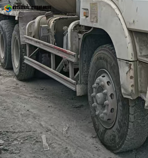 https://images.tongzsf.com/tong/truck_machine/20250613/1684bc9c7a54c8.jpg