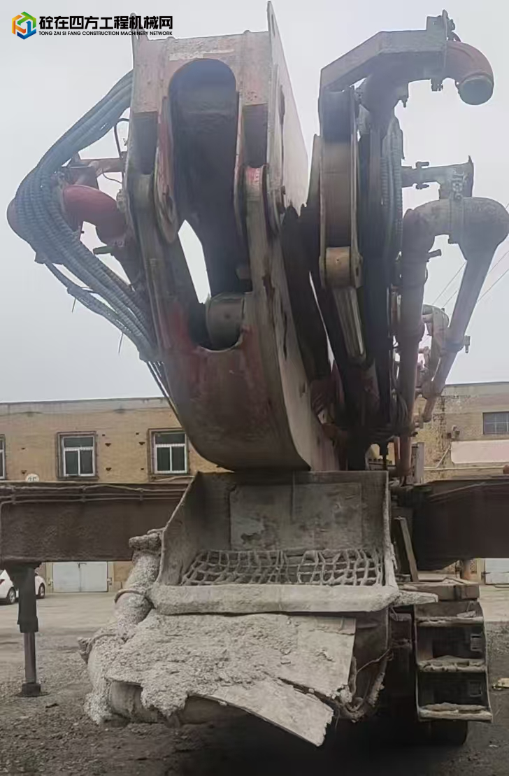 https://images.tongzsf.com/tong/truck_machine/20250613/1684be5781839f.jpg