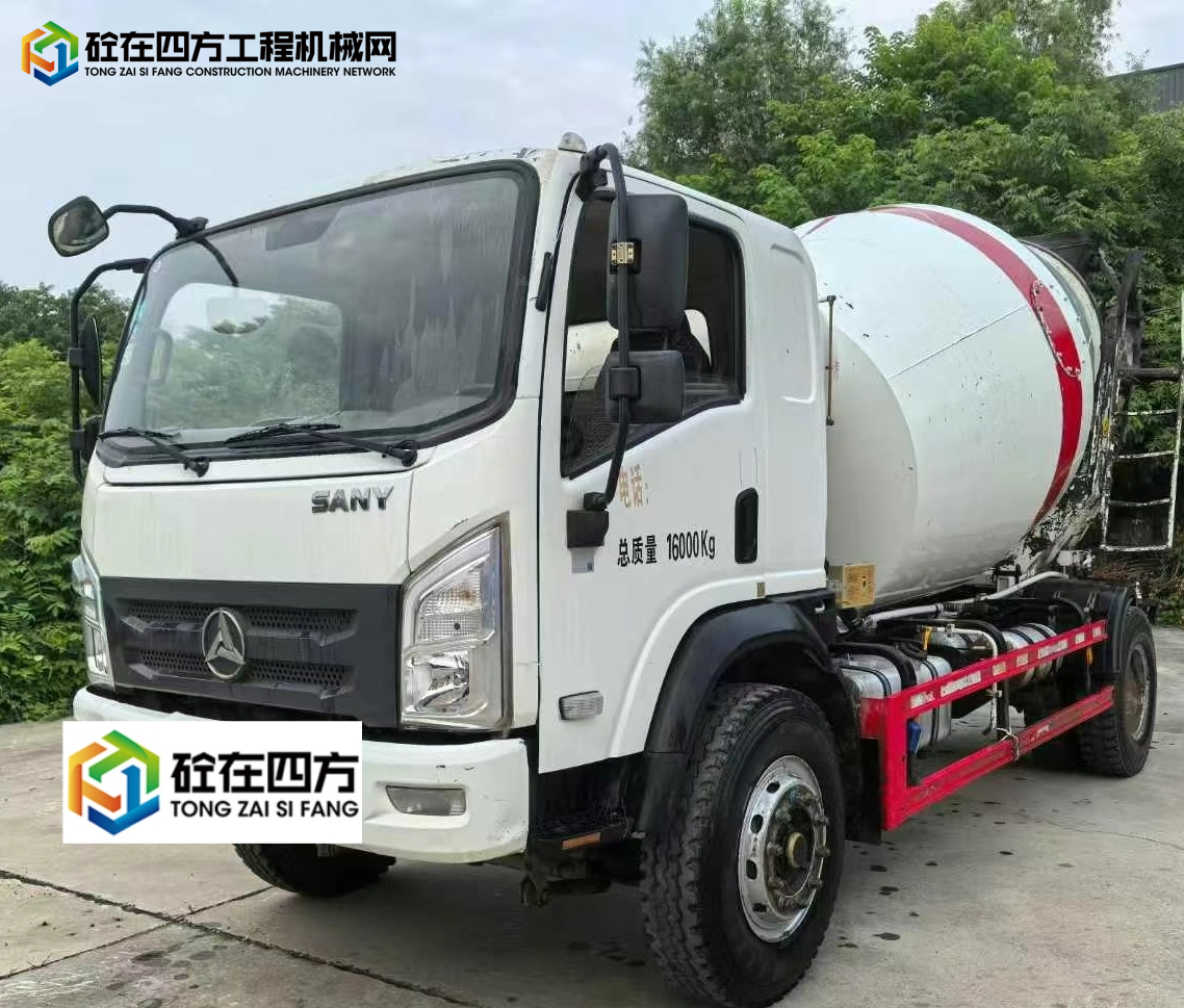 https://images.tongzsf.com/tong/truck_machine/20250614/1684d84a94f86c.jpg
