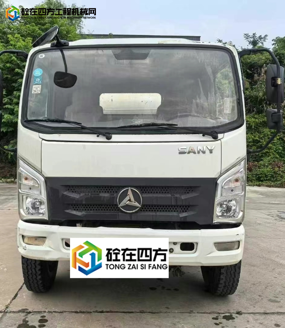 https://images.tongzsf.com/tong/truck_machine/20250614/1684d84abb1201.jpg