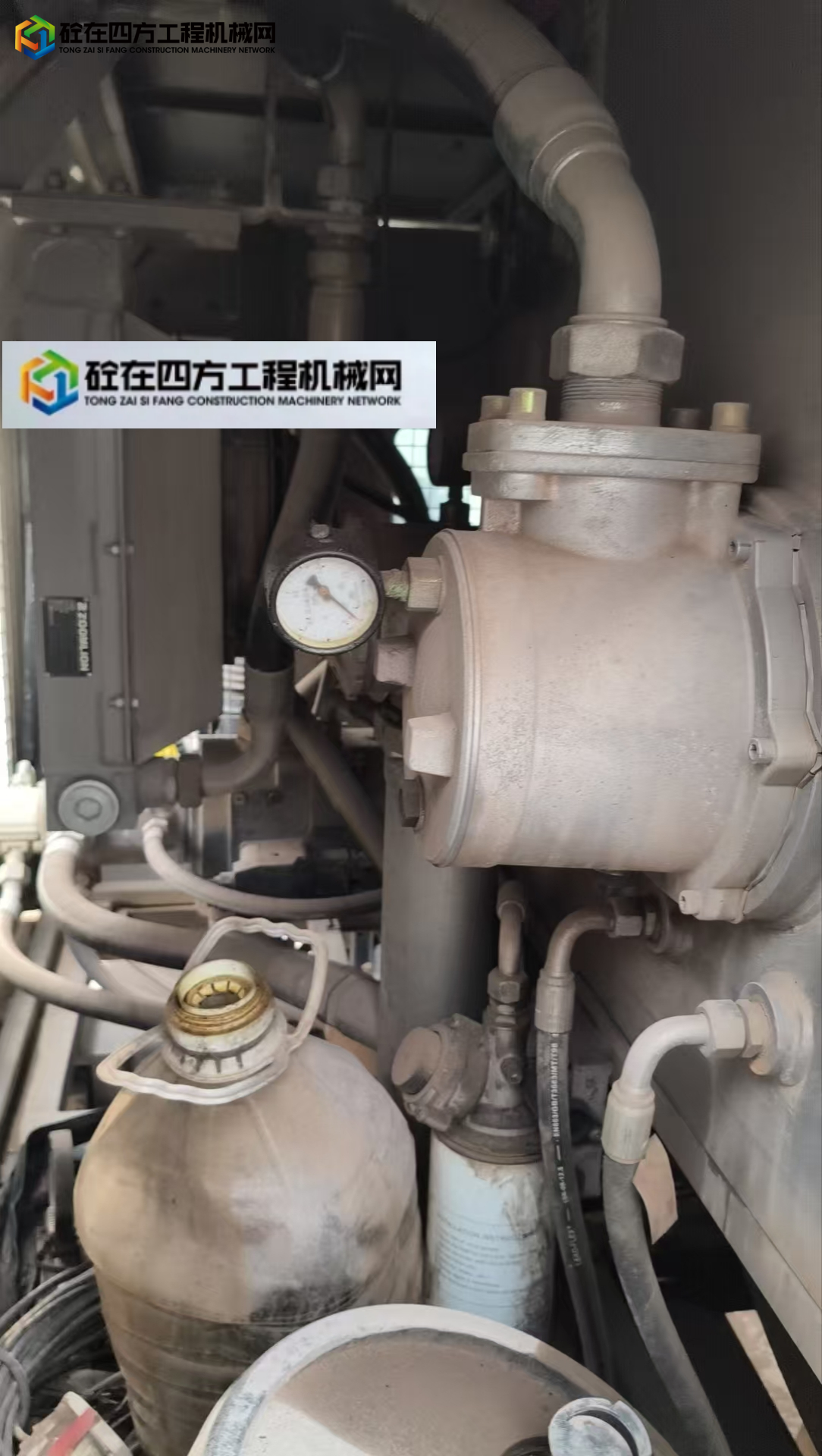 https://images.tongzsf.com/tong/truck_machine/20250616/1684fab8f390fd.jpg