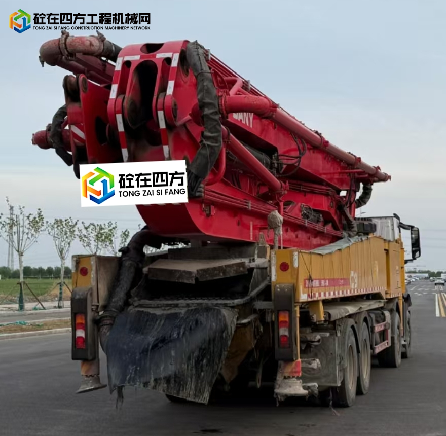 https://images.tongzsf.com/tong/truck_machine/20250616/1684fc31fd7607.jpg