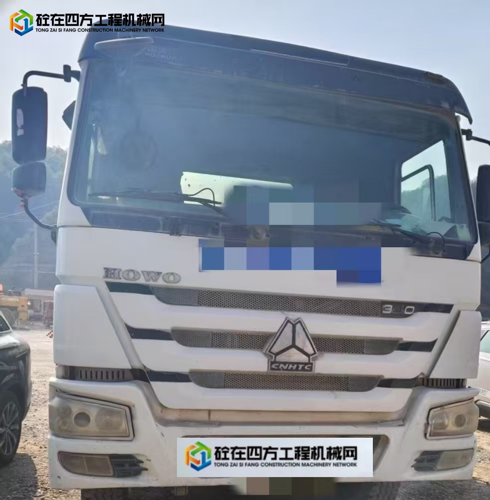 https://images.tongzsf.com/tong/truck_machine/20250616/1684fe49e77a96.jpg
