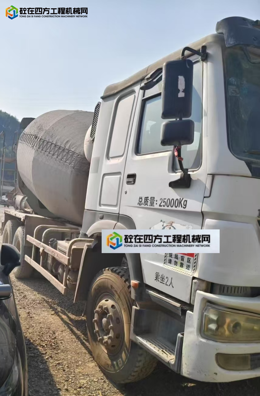 https://images.tongzsf.com/tong/truck_machine/20250616/1684fe4a37d692.jpg