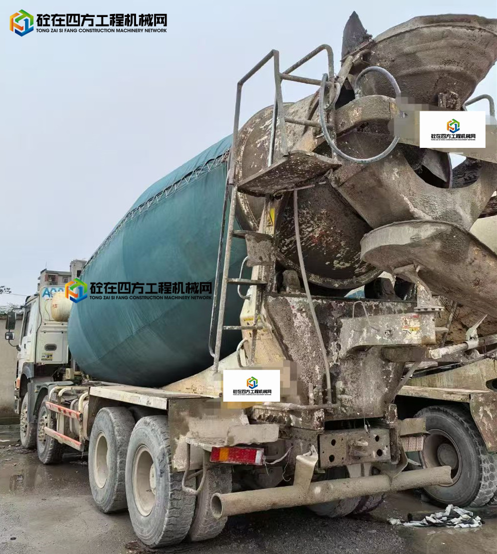 https://images.tongzsf.com/tong/truck_machine/20250617/16850dce1c202f.jpg