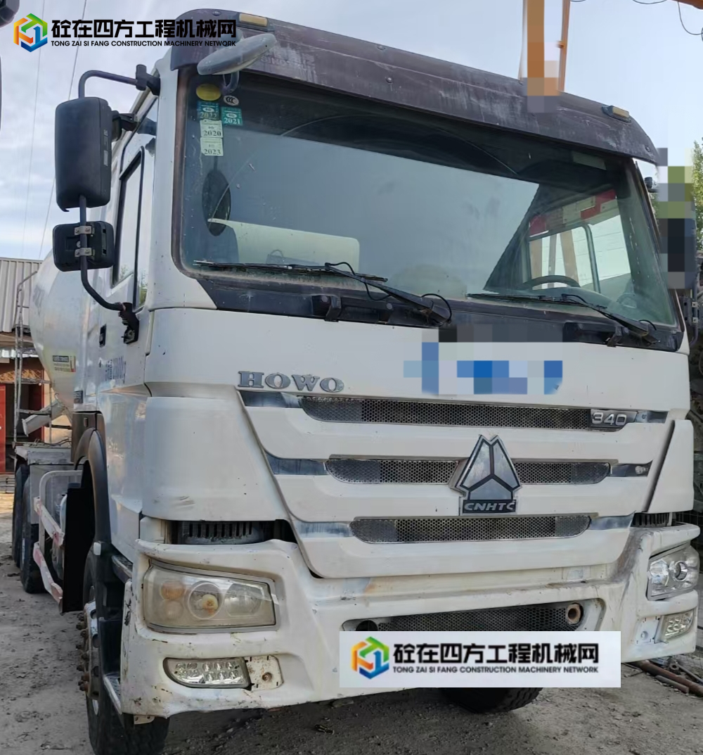 https://images.tongzsf.com/tong/truck_machine/20250617/16850df2b65262.jpg