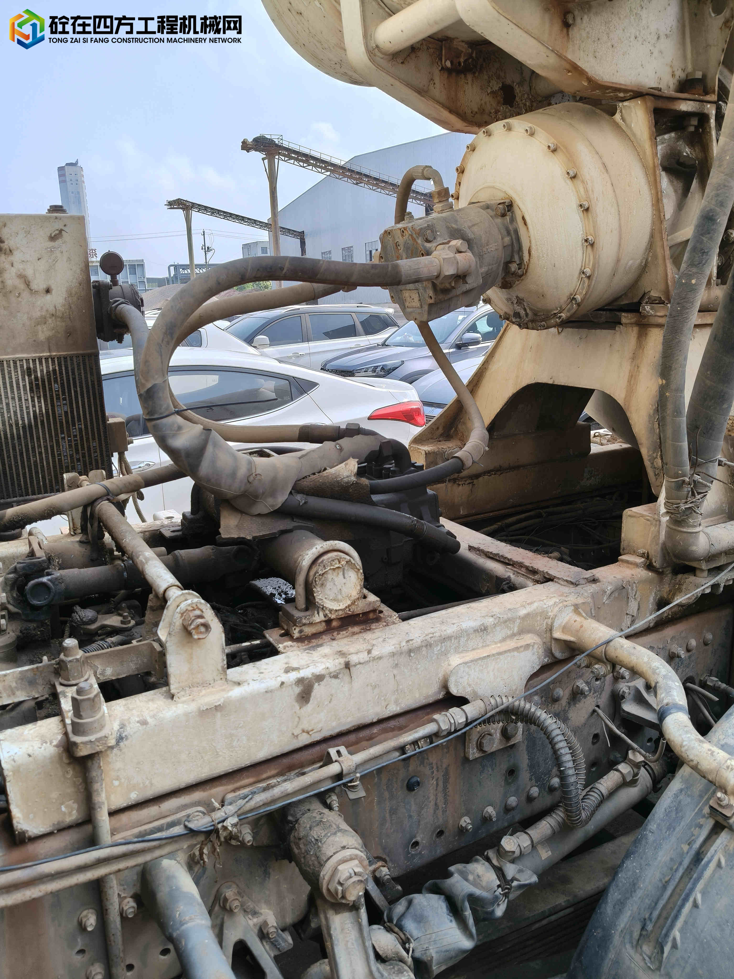 https://images.tongzsf.com/tong/truck_machine/20250617/16851378aa14ba.jpg