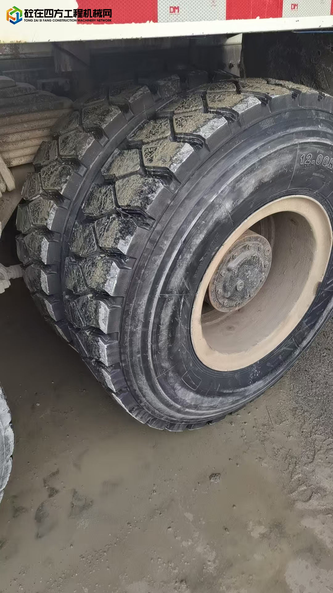 https://images.tongzsf.com/tong/truck_machine/20250617/16851735a93cf8.jpg