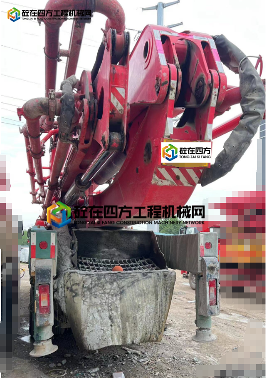 https://images.tongzsf.com/tong/truck_machine/20250618/168520a73b8fac.png
