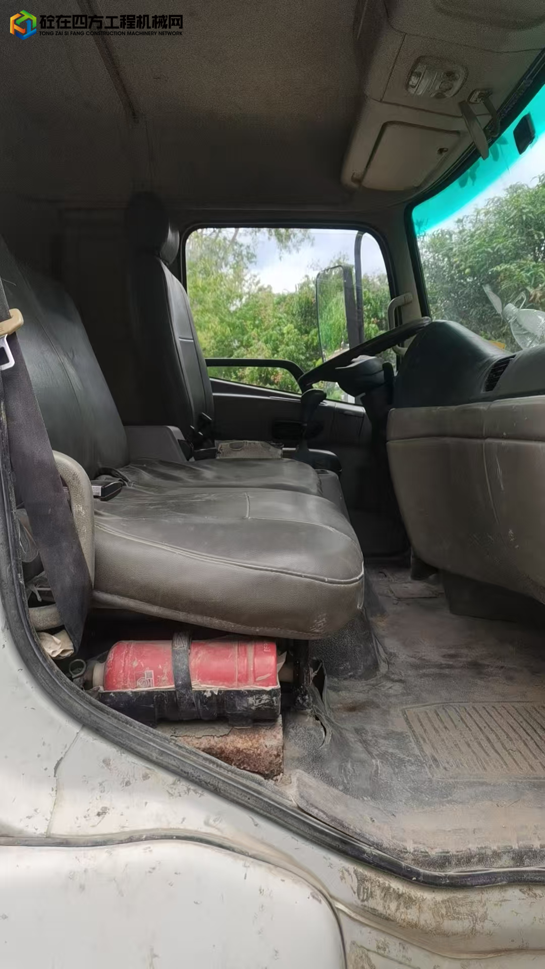 https://images.tongzsf.com/tong/truck_machine/20250618/168525704a592d.jpg
