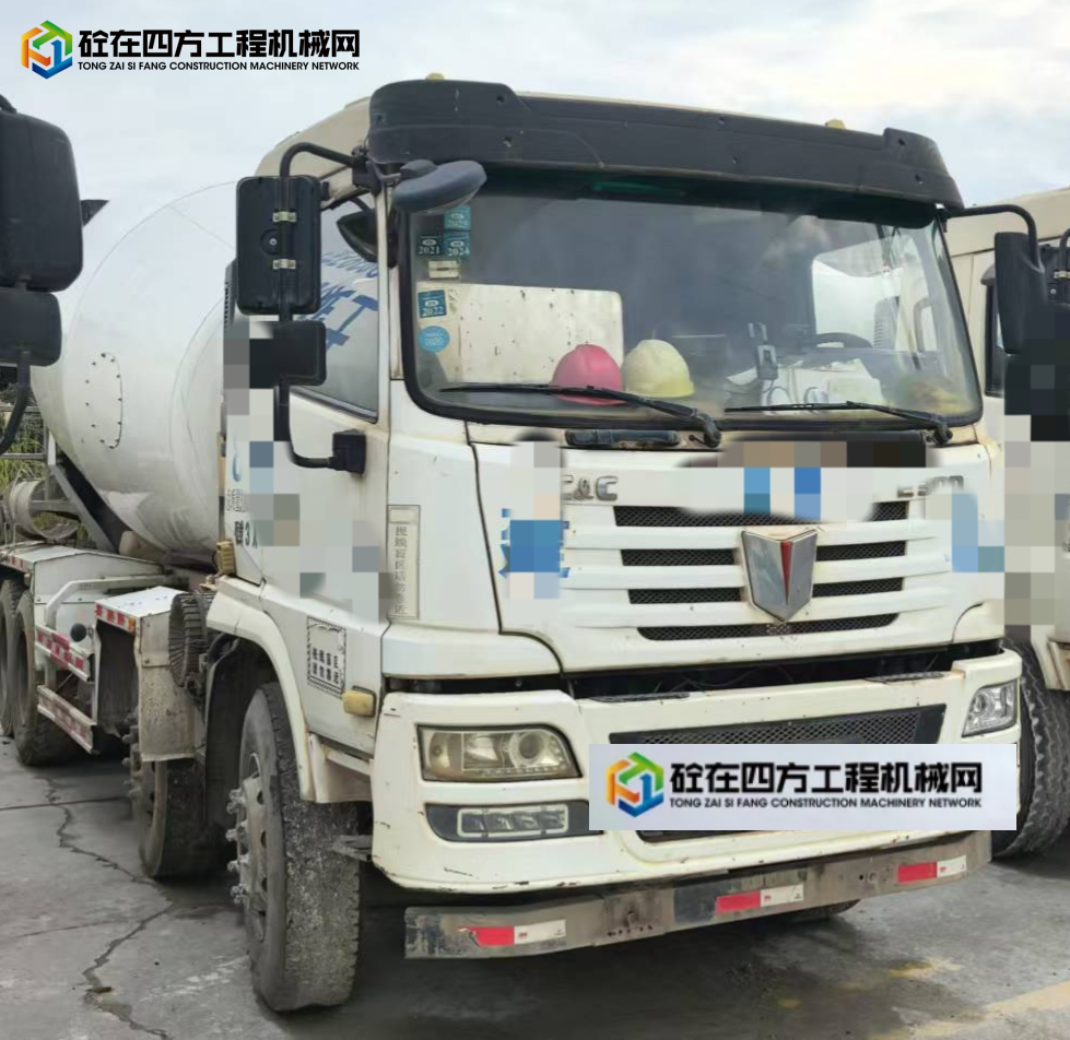 https://images.tongzsf.com/tong/truck_machine/20250618/1685267ac247bf.jpg
