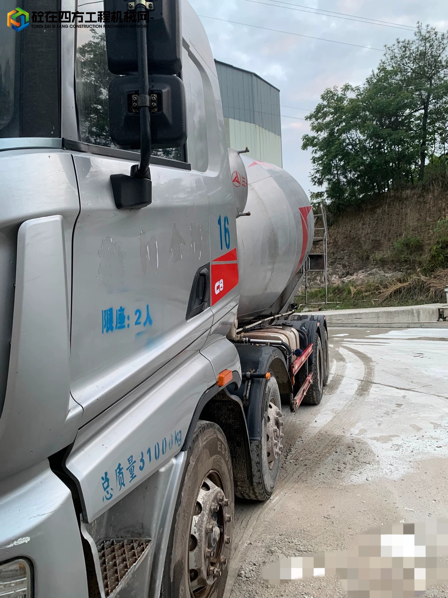 https://images.tongzsf.com/tong/truck_machine/20250618/16852792b323f0.jpg