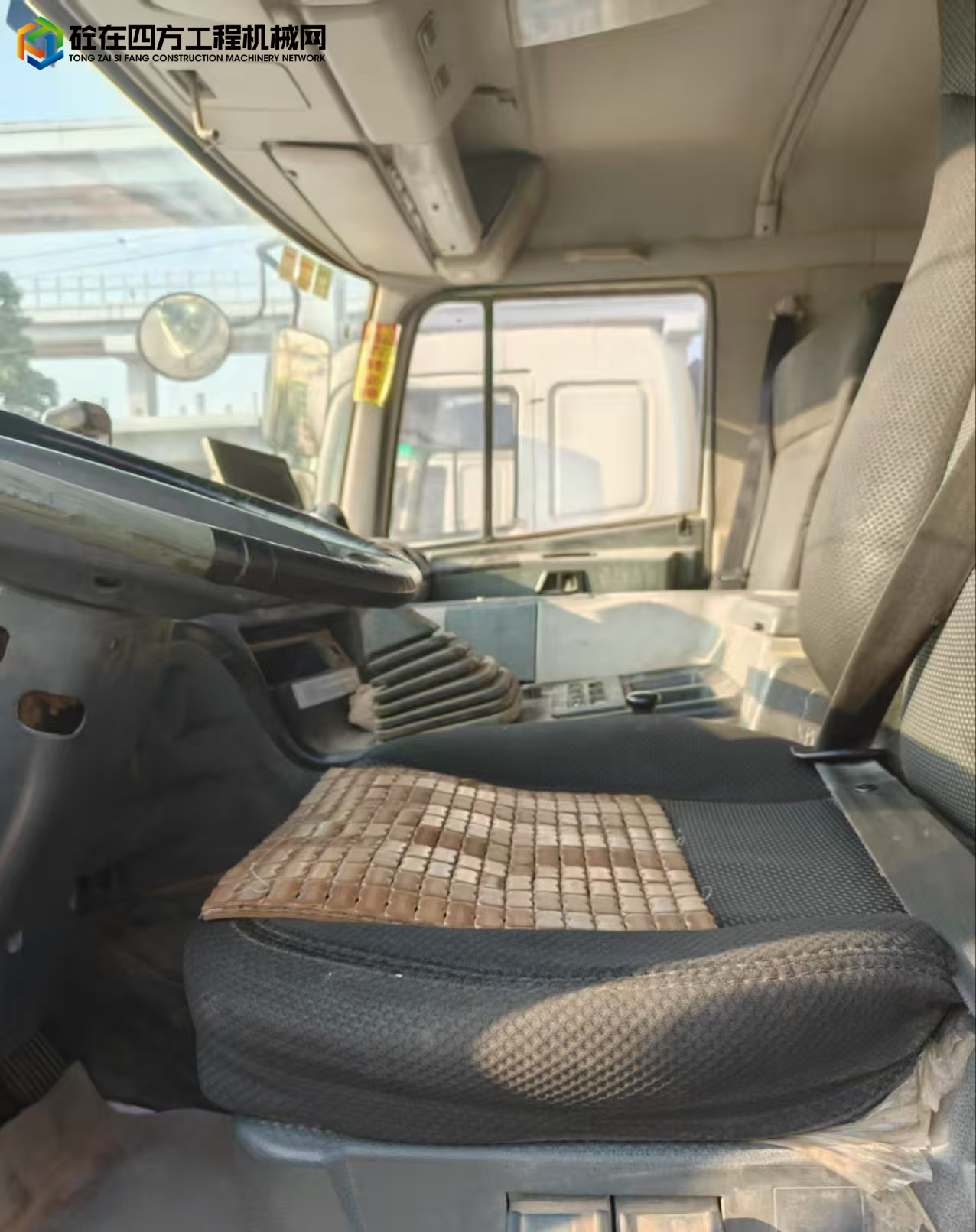 https://images.tongzsf.com/tong/truck_machine/20250618/16852892a8c210.jpg