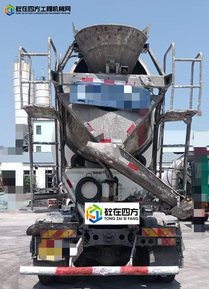 https://images.tongzsf.com/tong/truck_machine/20250619/1685379bc4a921.jpg