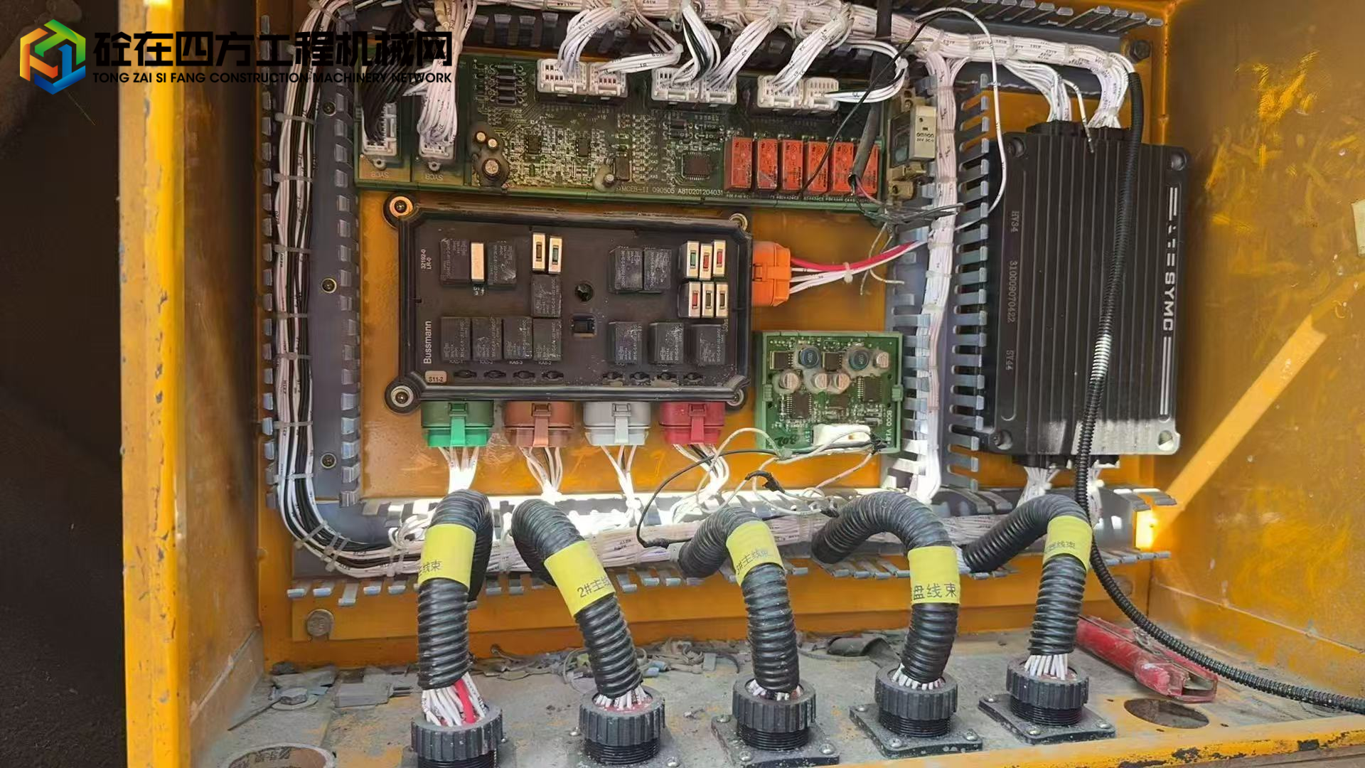 https://images.tongzsf.com/tong/truck_machine/20250620/16854d64e879ee.jpg