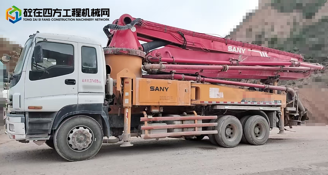 https://images.tongzsf.com/tong/truck_machine/20250620/1685516afb30cd.png