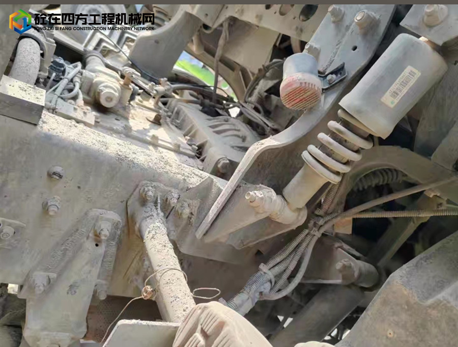 https://images.tongzsf.com/tong/truck_machine/20250623/16858afeb1729c.jpg