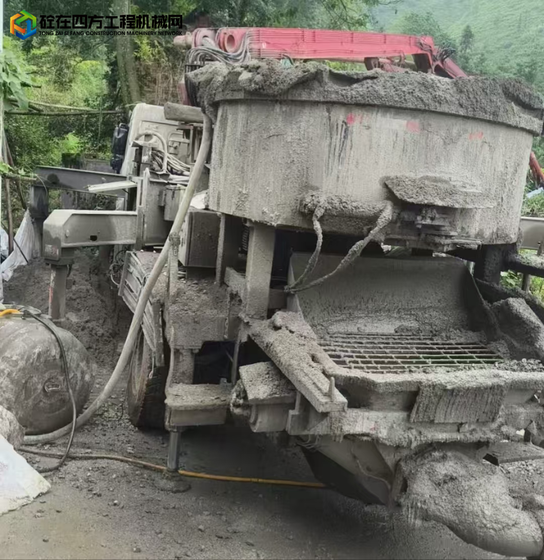 https://images.tongzsf.com/tong/truck_machine/20250623/16858c5fe6749e.jpg