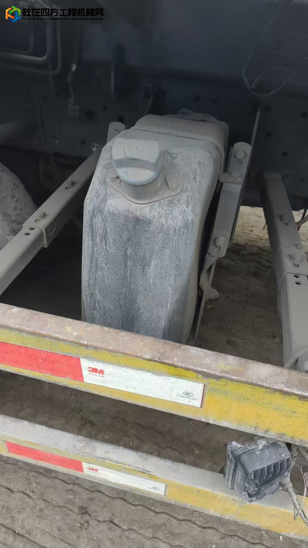 https://images.tongzsf.com/tong/truck_machine/20250623/16858fc72a406b.jpg