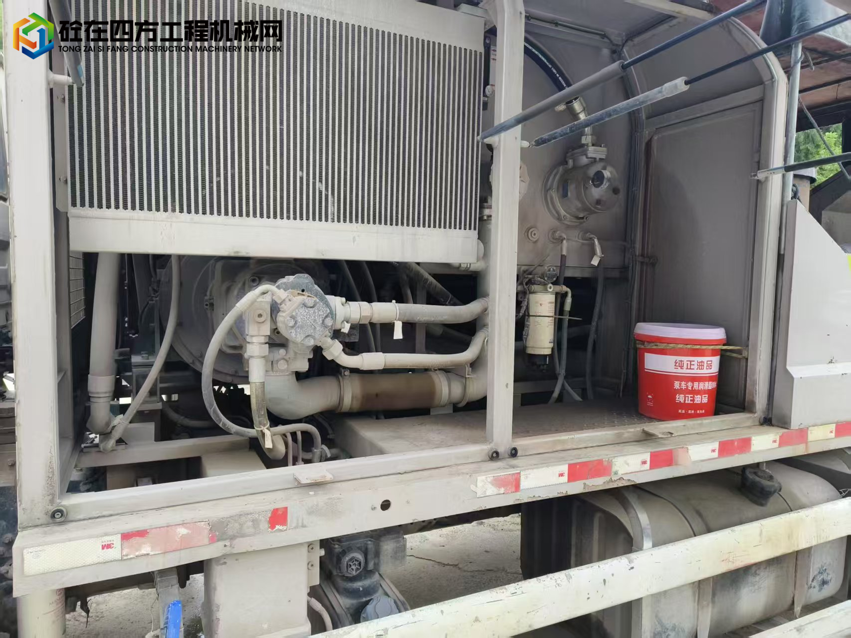 https://images.tongzsf.com/tong/truck_machine/20250624/1685a589e23659.jpg