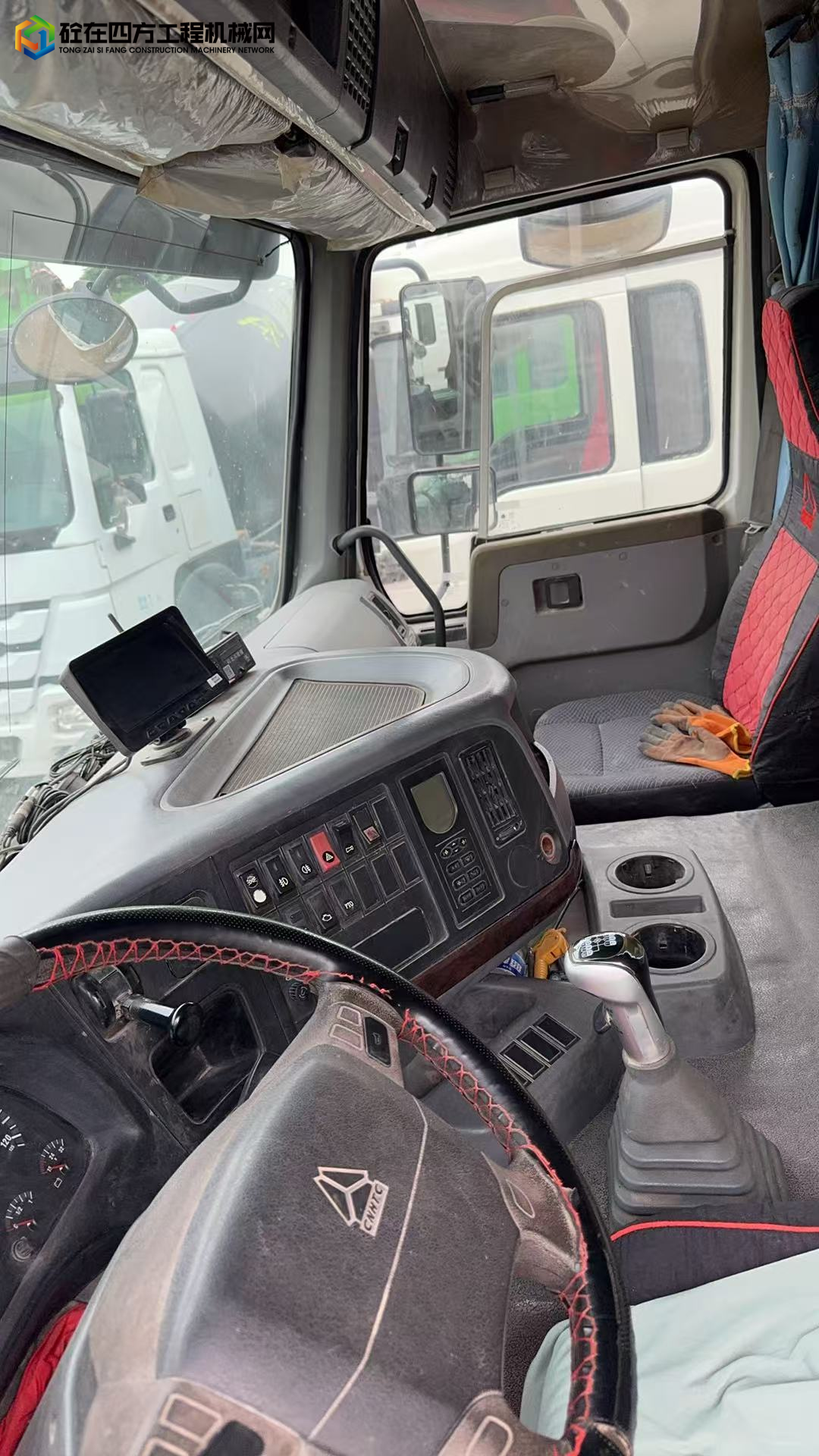 https://images.tongzsf.com/tong/truck_machine/20250625/1685b5ba68f8a8.jpg