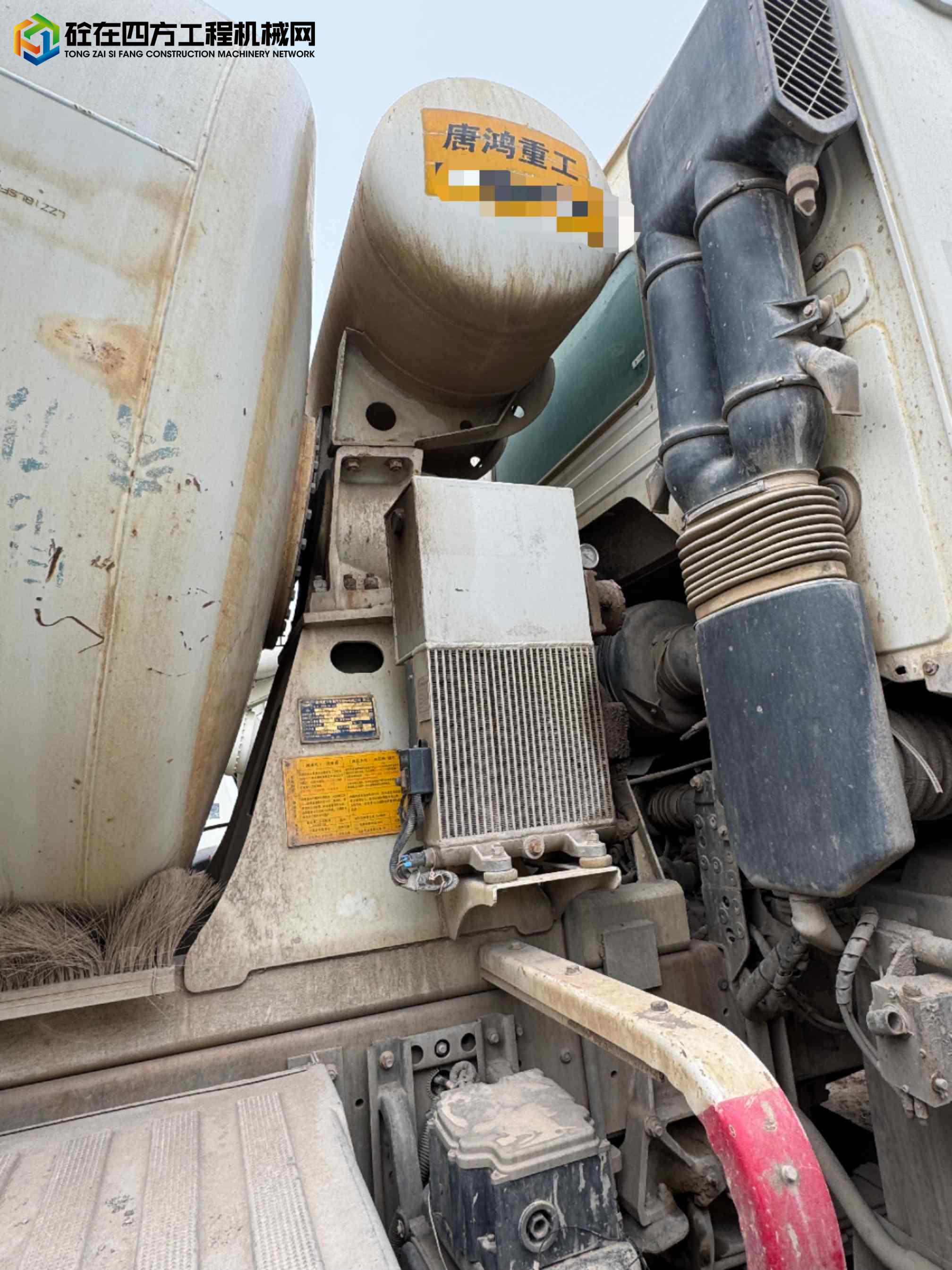 https://images.tongzsf.com/tong/truck_machine/20250625/1685b5bc02b44a.jpg