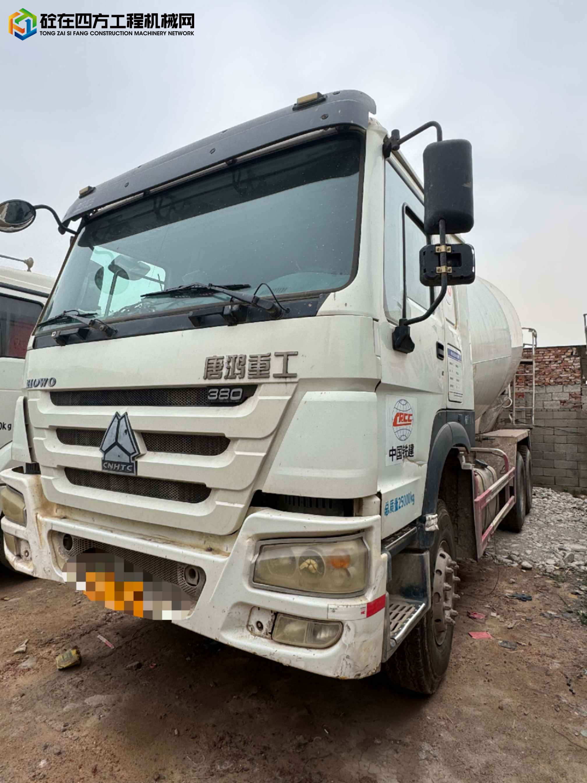 https://images.tongzsf.com/tong/truck_machine/20250625/1685b5bc7e8b17.jpg