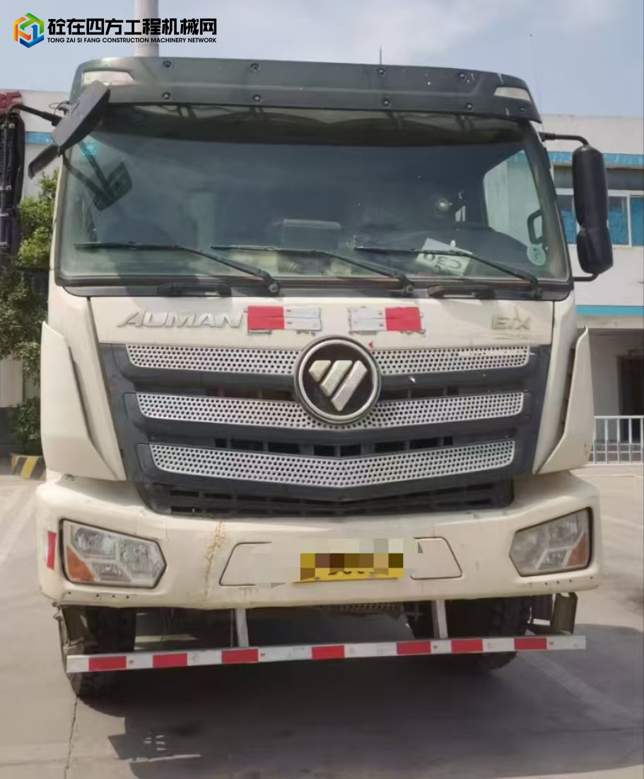 https://images.tongzsf.com/tong/truck_machine/20250625/1685b6f7bbaf40.jpg