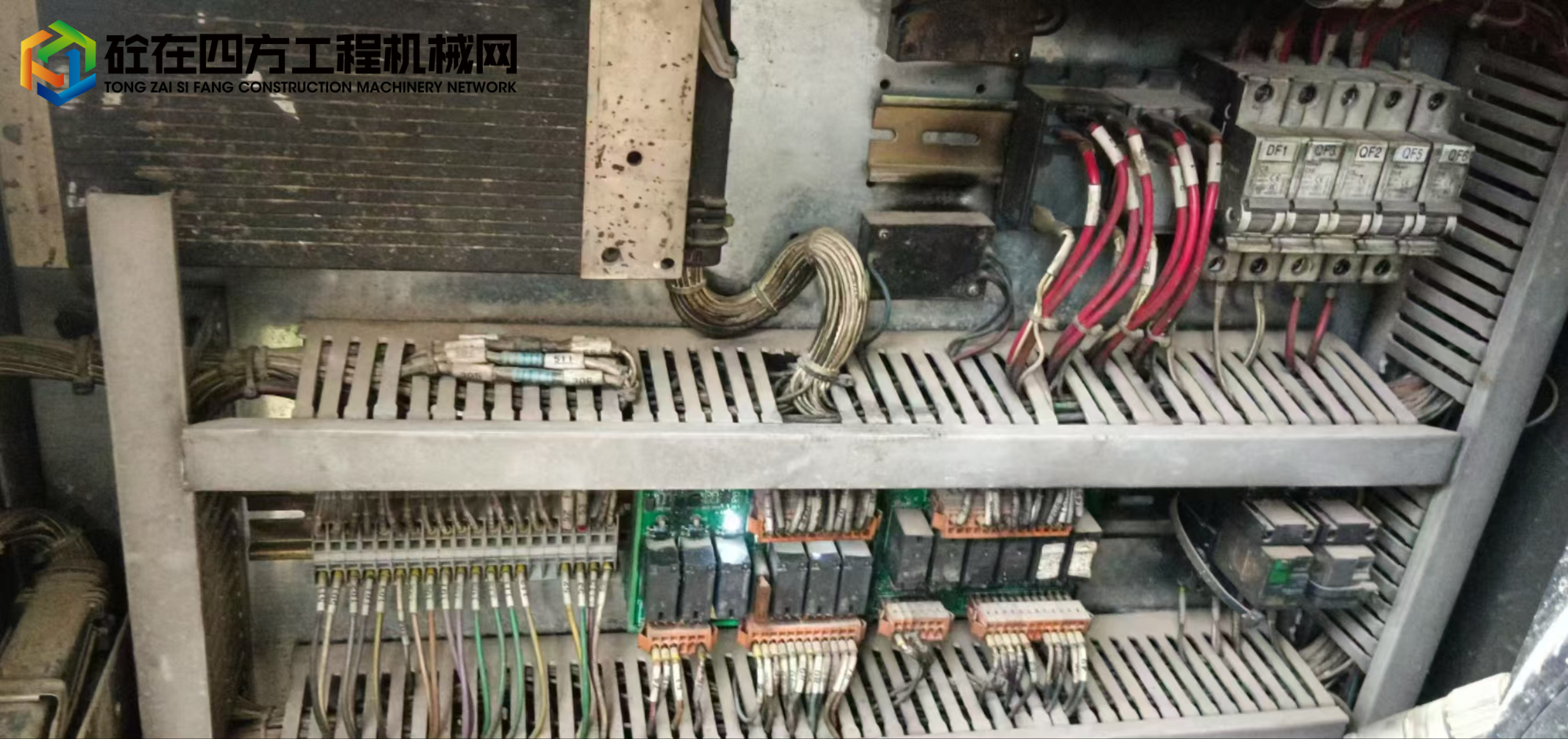 https://images.tongzsf.com/tong/truck_machine/20250625/1685b989f9a4ee.jpg